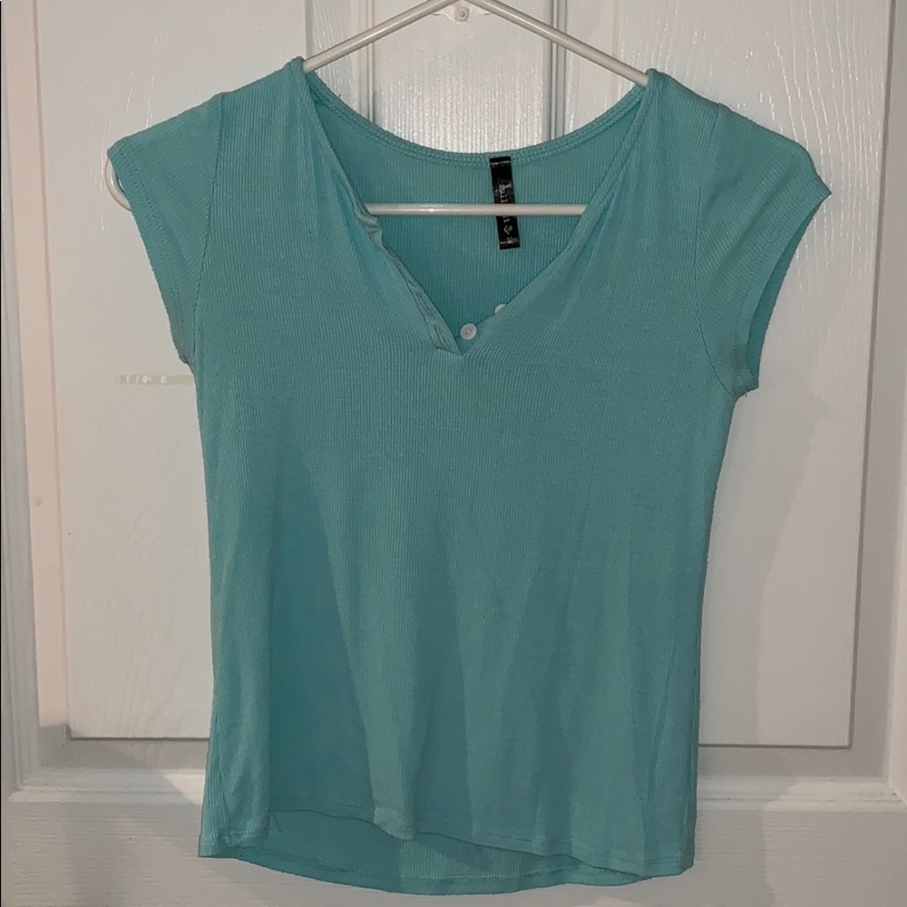 blue crop top